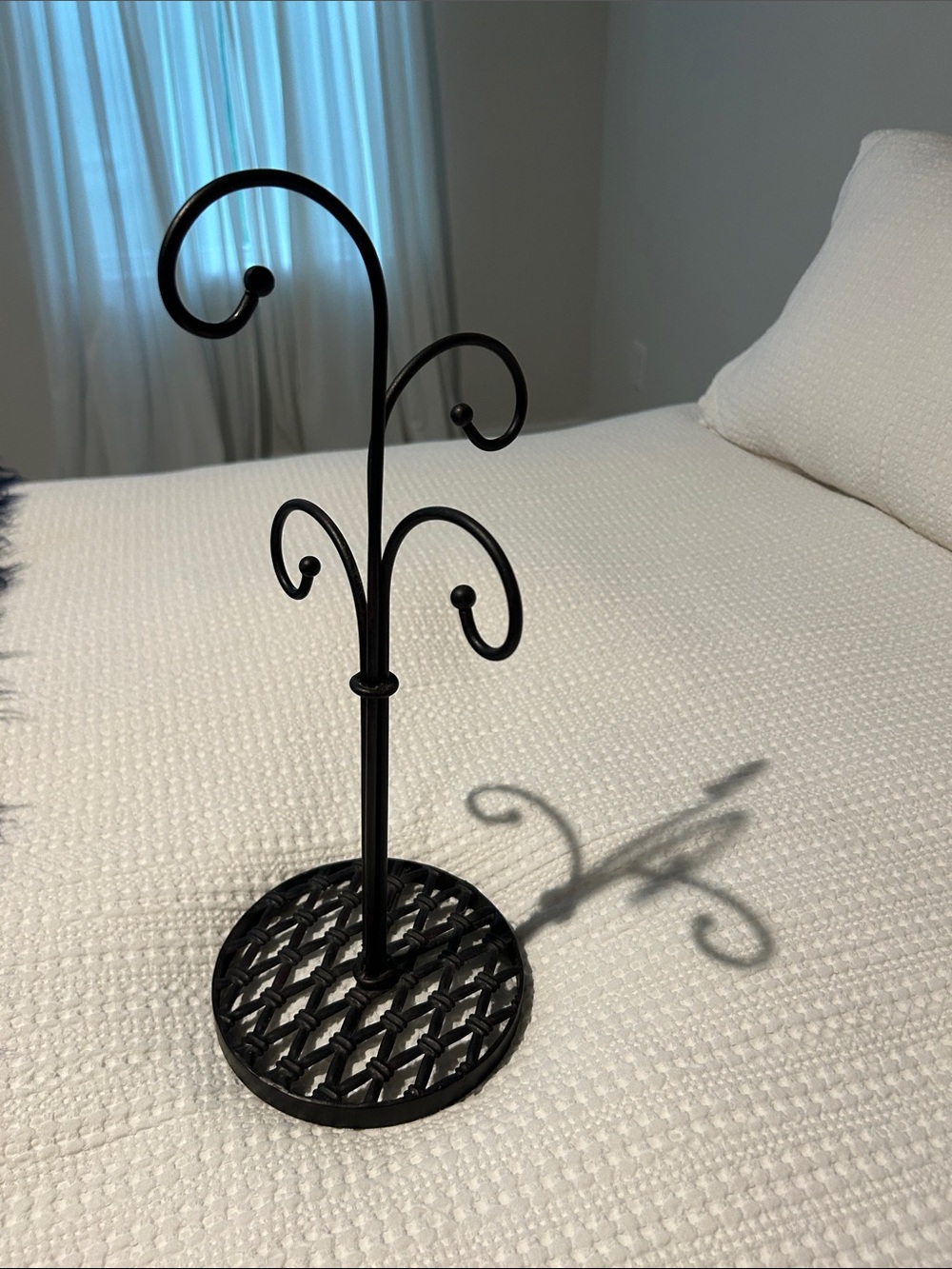 Black Metal Jewelry Tree Stand